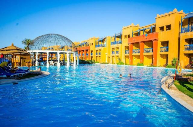 TITANIC PALACE & AQUA PARK BEACH RESORT - Bazény - Bazény
