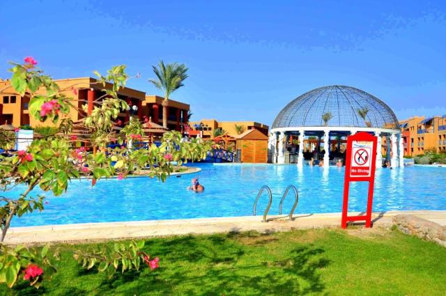 TITANIC PALACE & AQUA PARK BEACH RESORT - Bazény - Bazény