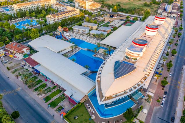 TRANSATLANTIK HOTEL& SPA - Obecné - Hlavní budova