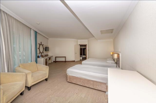 TRANSATLANTIK HOTEL& SPA - Pokoje - SUIT ROOM