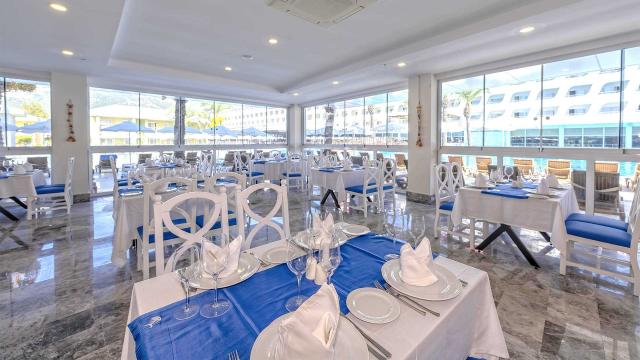 TRANSATLANTIK HOTEL& SPA - Restaurace - Main restaurant