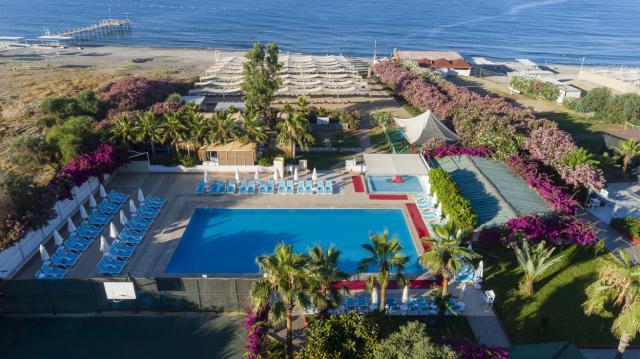THE GARDEN BEACH HOTEL - Bazény - Venkovní bazén