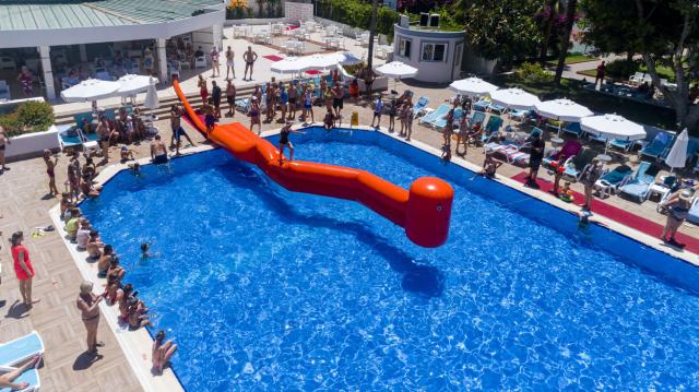 THE GARDEN BEACH HOTEL - Animace - Animace