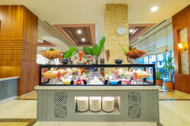 CRYSTAL DE LUXE RESORT & SPA - Restaurace - PANAROMA RESTAURANT