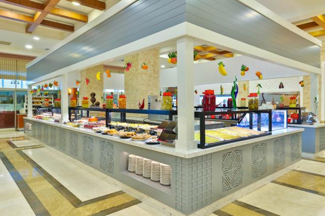 CRYSTAL DE LUXE RESORT & SPA - Restaurace - PANAROMA RESTAURANT