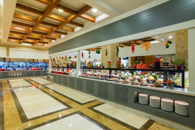 CRYSTAL DE LUXE RESORT & SPA - Restaurace - PANAROMA RESTAURANT