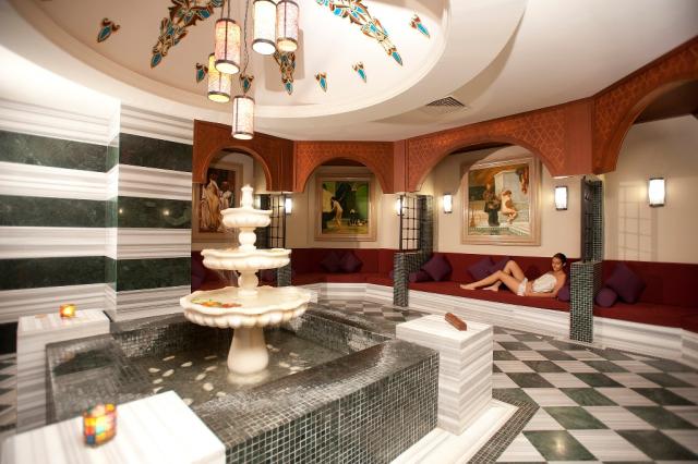 CRYSTAL DE LUXE RESORT & SPA - Lázně - Lázně