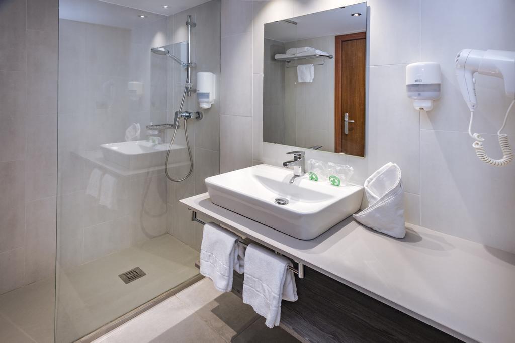 4R MIRAMAR CALAFELL - Pokoje - STANDARD ROOM SEA VIEW