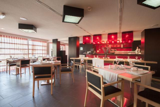 HIPOTELS MEDITERRANEO (ADULTS ONLY 18+) - Restaurace - Asian Re