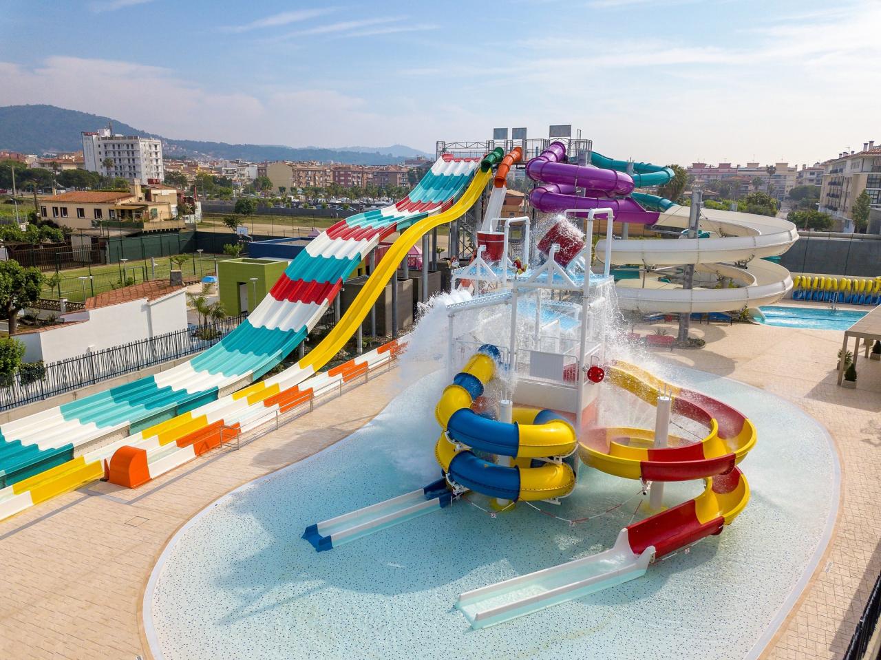 GOLDEN TAURUS AQUAPARK RESORT(ex. GOLDEN TAURUS PARK) - Vodní p