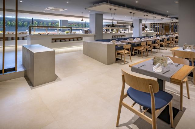 CAPRICI BEACH HOTEL & SPA - Restaurace - Buffet restaurant
