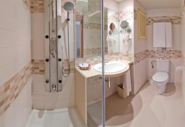 GHT COSTA BRAVA - Pokoje - Double Room Balcony