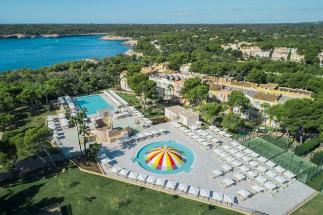 IBEROSTAR WAVES CLUB CALA BARCA - Obecné - Hlavní budova