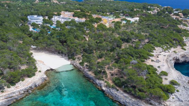 IBEROSTAR WAVES CLUB CALA BARCA - Pláž - Pláž