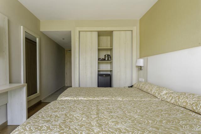 BEST MARITIM - Pokoje - DOUBLE STANDARD ROOM BALCONY OR TERRACE