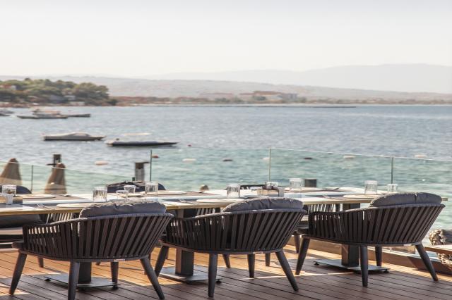 UNIQUE LIFE STYLE HOTEL - Restaurace - LUCKY RESTO-BAR INTERNAT