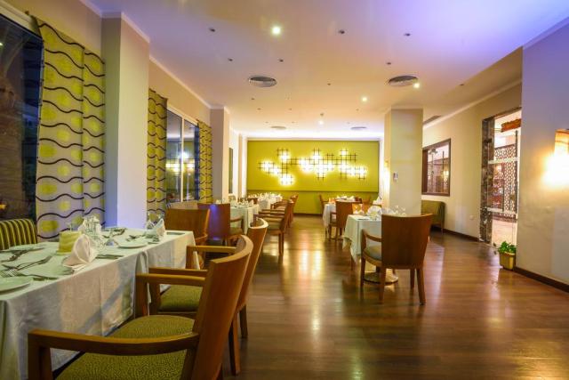 ROYAL STAR BEACH RESORT - Restaurace - aquila restaurant