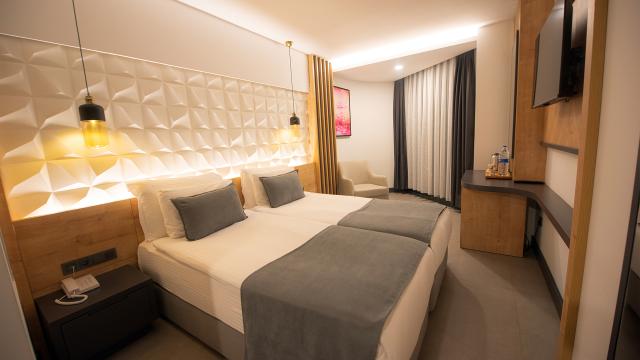 SIGNATURE BLUE RESORT KUSADASI - Pokoje - DELUXE ROOM BALCONY