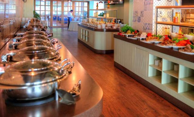 LE BLEU HOTEL & SPA - Restaurace - SUR RESTAURANT