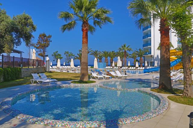 LE BLEU HOTEL & SPA - Miniklub - Miniklub