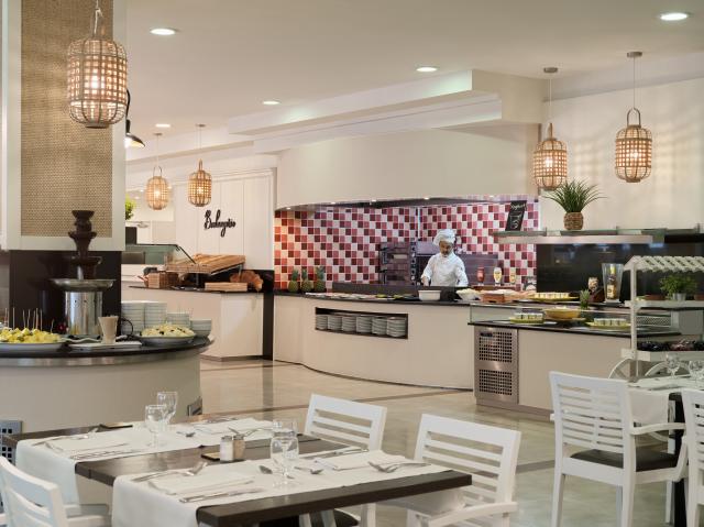 H10 SALOU PRINCESS - Restaurace - Tarraco