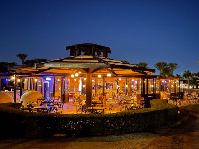 STEIGENBERGER AL DAU BEACH - Restaurace - Tanga Beach Restauran