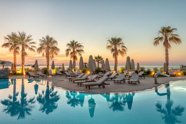 IKAROS BEACH LUXURY RESORT&SPA (ADULTS ONLY 16+) - Bazény - Ost