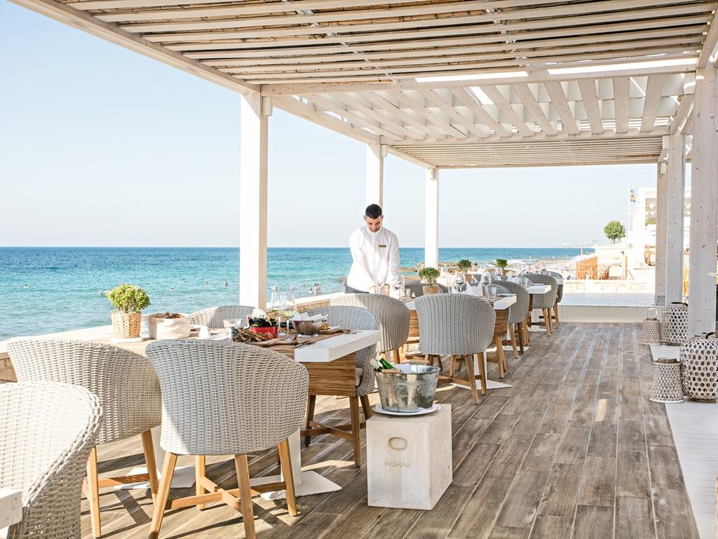 GRECOTEL LUXME WHITE - Restaurace - TAVERNAKI