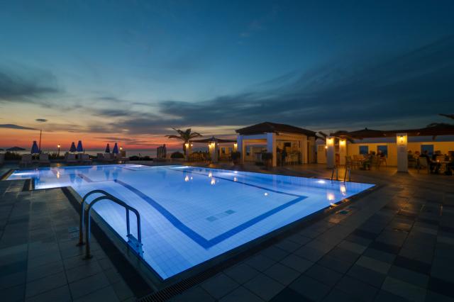 CRETA ROYAL (ADULTS ONLY 16+) - Bary - Pool Bar   