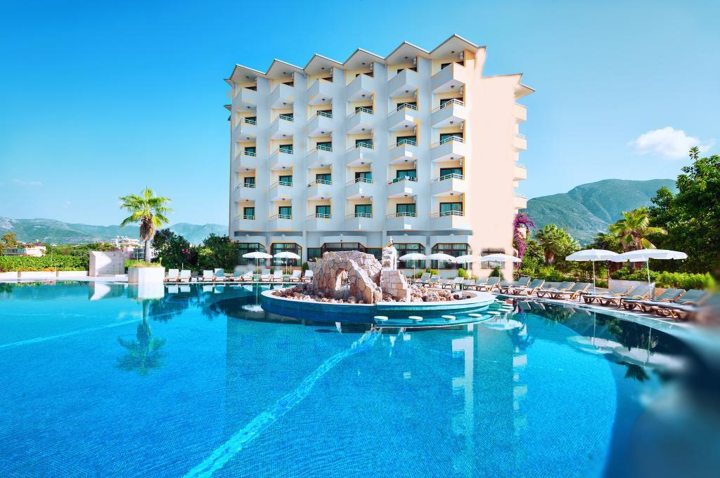 SUNSHINE HOTEL - Obecné - Hlavní budova
