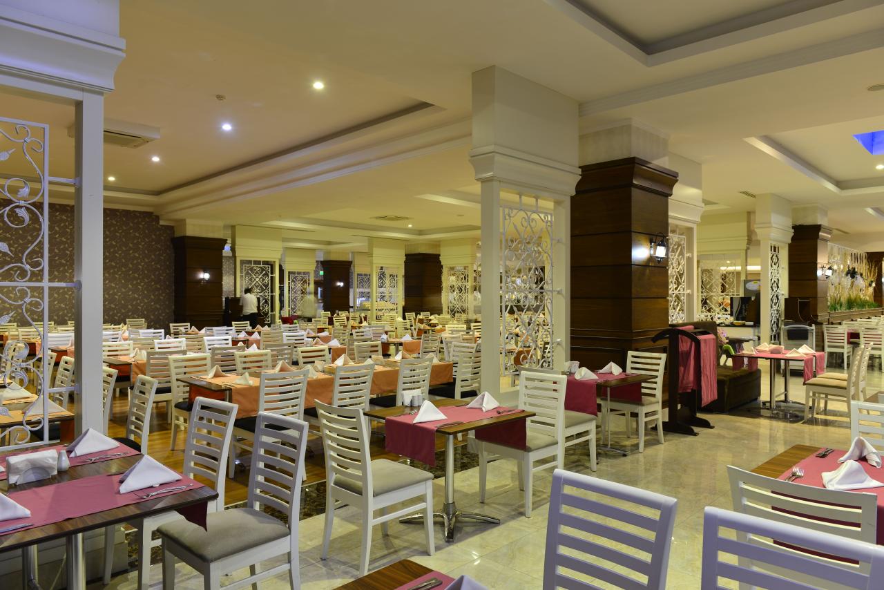LINDA RESORT HOTEL - Restaurace - MAIN RESTAURANT