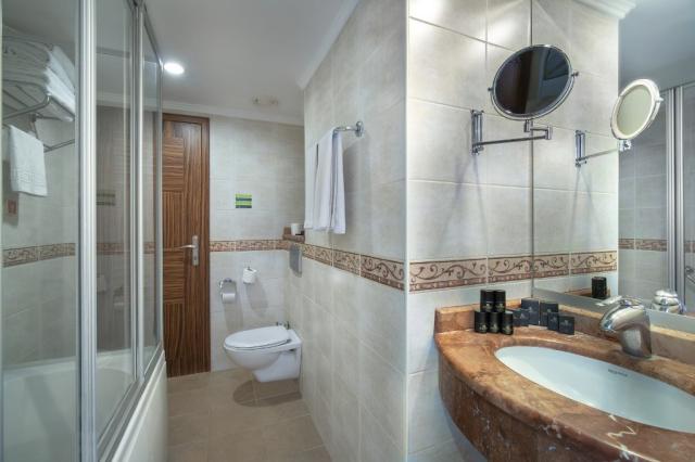ROX RESORT HOTEL - Pokoje - FAMILY ROOM 1 BEDROOM 