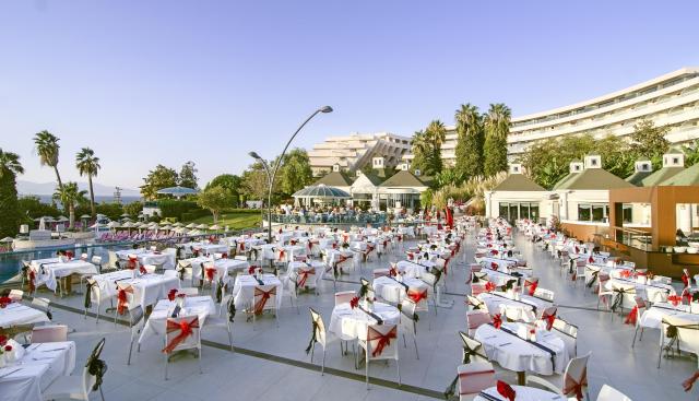 THE GRAND BLUE SKY HOTEL - Restaurace - ARO Restaurant