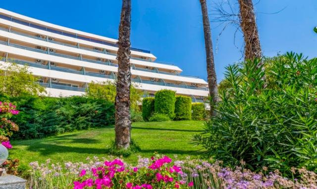 THE GRAND BLUE SKY HOTEL - Obecné - Hlavní budova