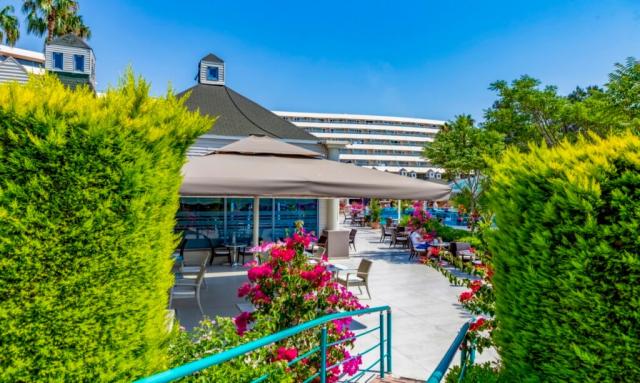 THE GRAND BLUE SKY HOTEL - Obecné - Hlavní budova