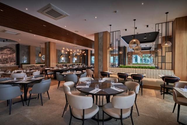 RICHMOND EPHESUS HOTEL - Restaurace - MAIN RESTAURANT