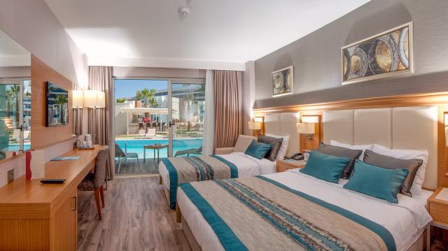 AQUASIS DE LUXE RESORT & SPA - Pokoje - Lake Swim-Up Room