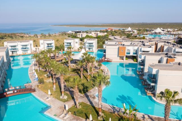 AQUASIS DE LUXE RESORT & SPA - Bazény - Venkovní bazén