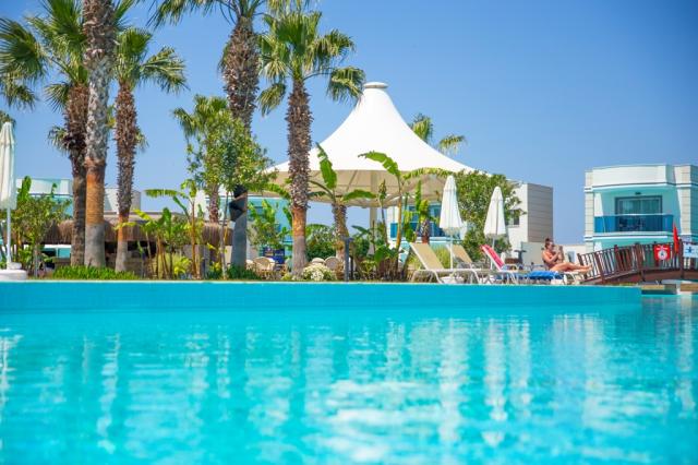AQUASIS DE LUXE RESORT & SPA - Bazény - Venkovní bazén