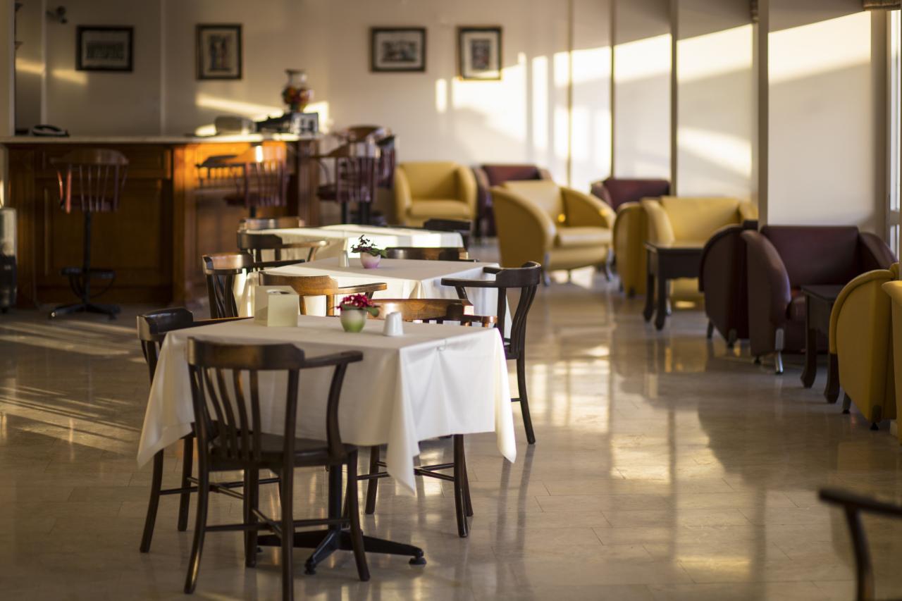 TUNTAS FAMILY SUITES KUSADASI - Restaurace - la terrace