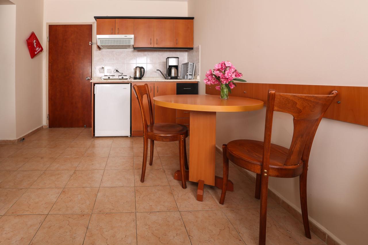 TUNTAS FAMILY SUITES KUSADASI - Pokoje - SUITE STANDARD 1 BEDRO
