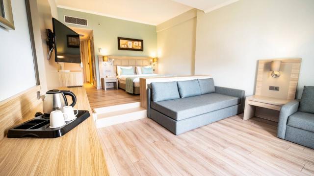 AQUA FANTASY AQUAPARK HOTEL & SPA - Pokoje - SUPERIOR ROOM WITH