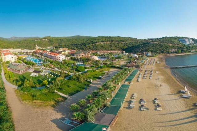 AQUA FANTASY AQUAPARK HOTEL & SPA - Pláž - Hlavní budova