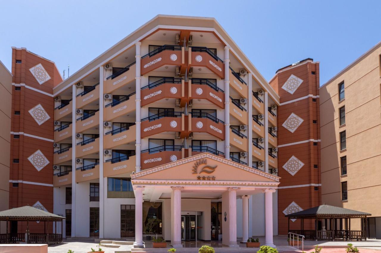 THE HOLIDAY RESORT - Obecné - Hlavní budova