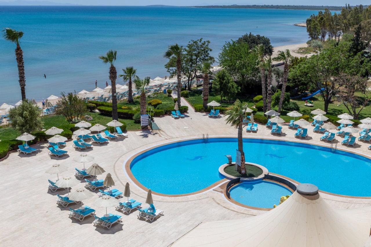 THE HOLIDAY RESORT - Bazény - Ostatní