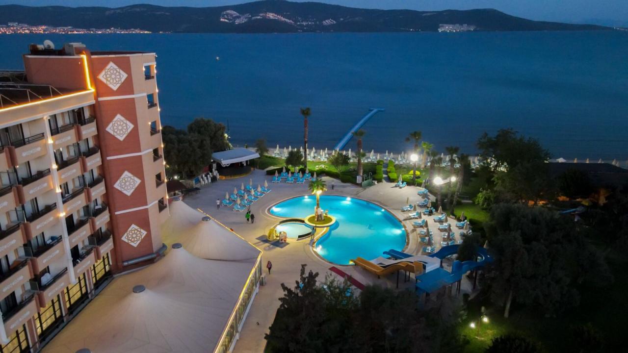 THE HOLIDAY RESORT - Obecné - Hlavní budova