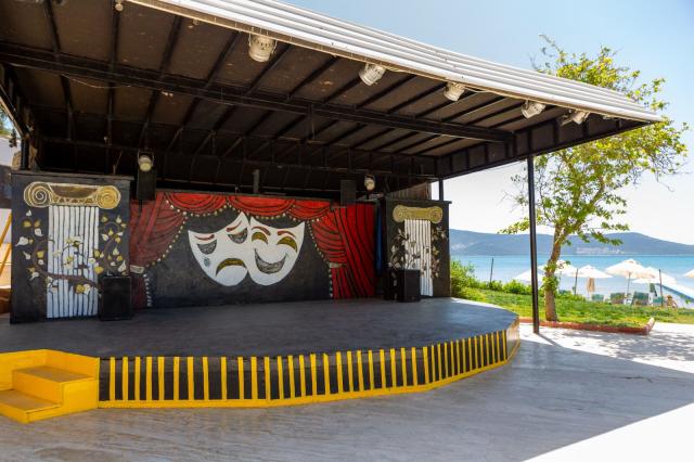 THE HOLIDAY RESORT - Animace - Ostatní