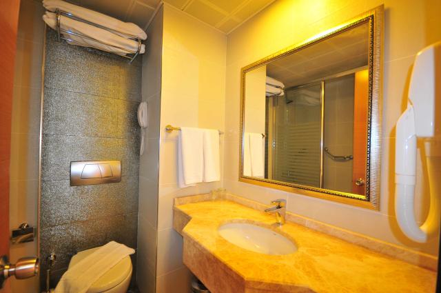 GOLDEN ROCK BEACH HOTEL - Pokoje - STANDARD ROOM SEA VIEW