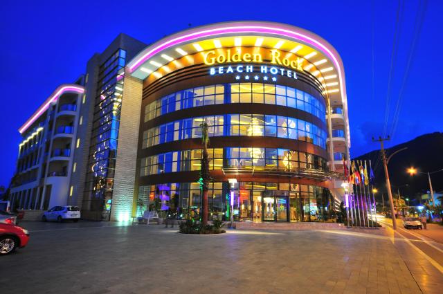 GOLDEN ROCK BEACH HOTEL - Obecné - Hlavní budova