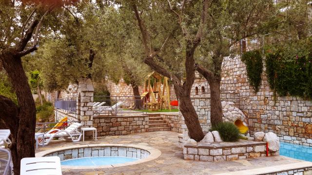 LORYMA RESORT - Obecné - Hlavní budova